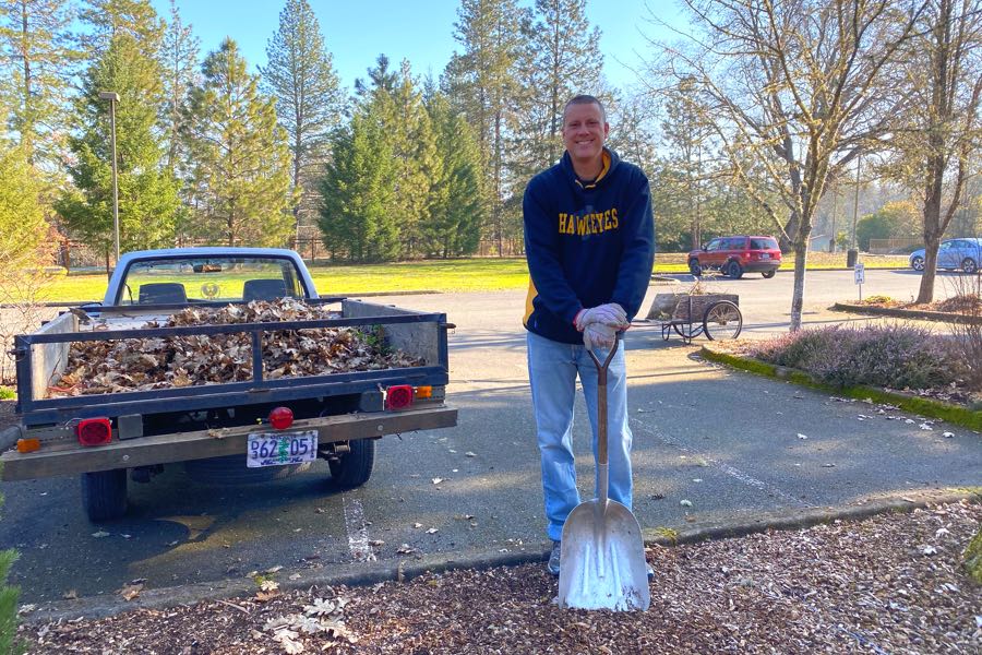Monthly Volunteer Weekend - Eric Working