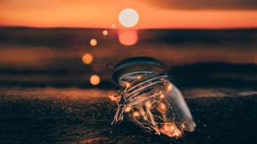 A Simple Prayer to Transform Dark Moments into Divine Light
