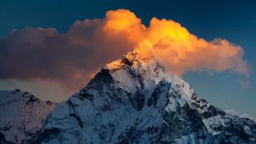 4 Ways to Develop and Deepen Your Relationship with the Divine