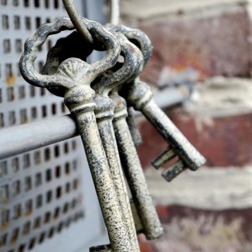4 Keys to Put You in Charge of Any Crisis