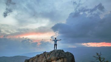 Open Yourself to What Wants to Open You (Student Talks)