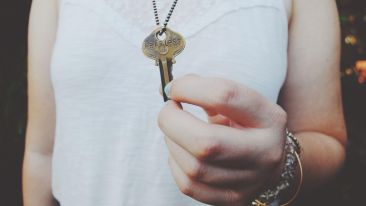 The Secret of Seeing Through Defeat and Discouragement