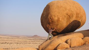 Go Beyond Painful Limitation to Realize Fearless Being