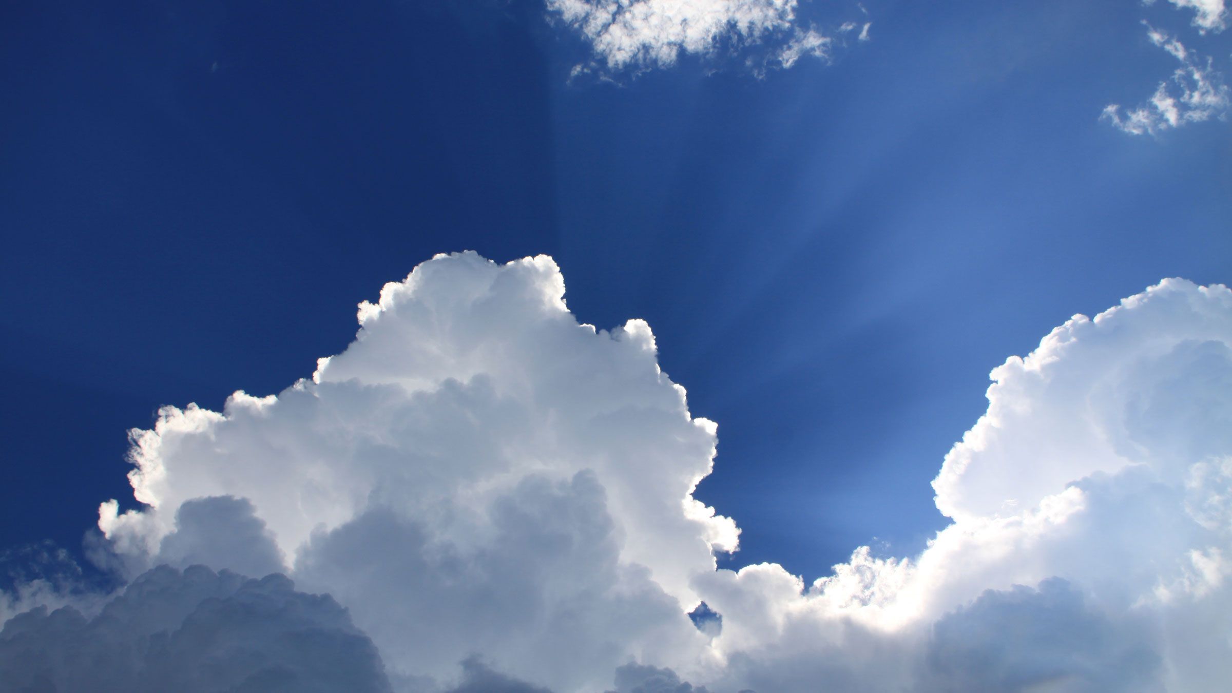 Dissolve the Disparity Between Heaven and Earth